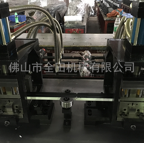 轻钢龙骨机厂家 轻钢龙骨机厂家