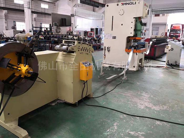 龙骨机价格 龙骨机价格