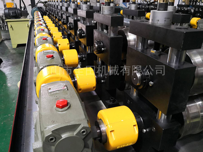 龙骨机价格 龙骨机价格